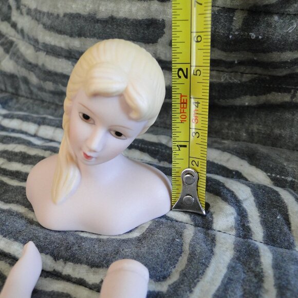 Vintage White Rose porcelain head and arm and hands Angel lady - Picture 5 of 5